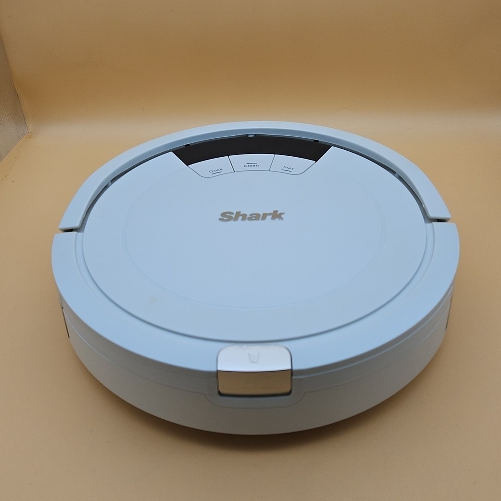 Shark Robotic‎ Vacuum Cleaner AV752R01US UNTESTED Vacuum Only